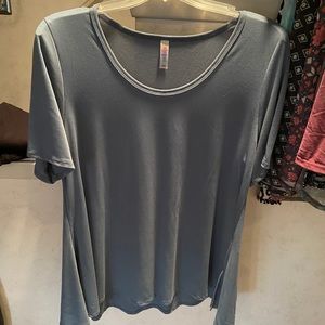 NWOT Lularoe Solid Blue Perfect T Size 2X